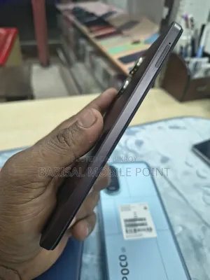 Vivo 64 GB Red