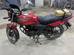 Bajaj Platina 125 2015 Red