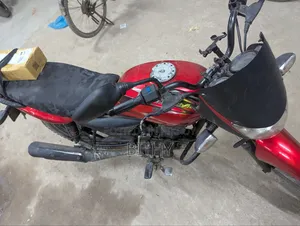 Bajaj Platina 125 2015 Red