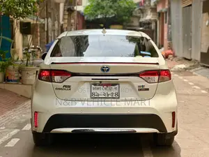 Toyota Corolla 2019 Pearl