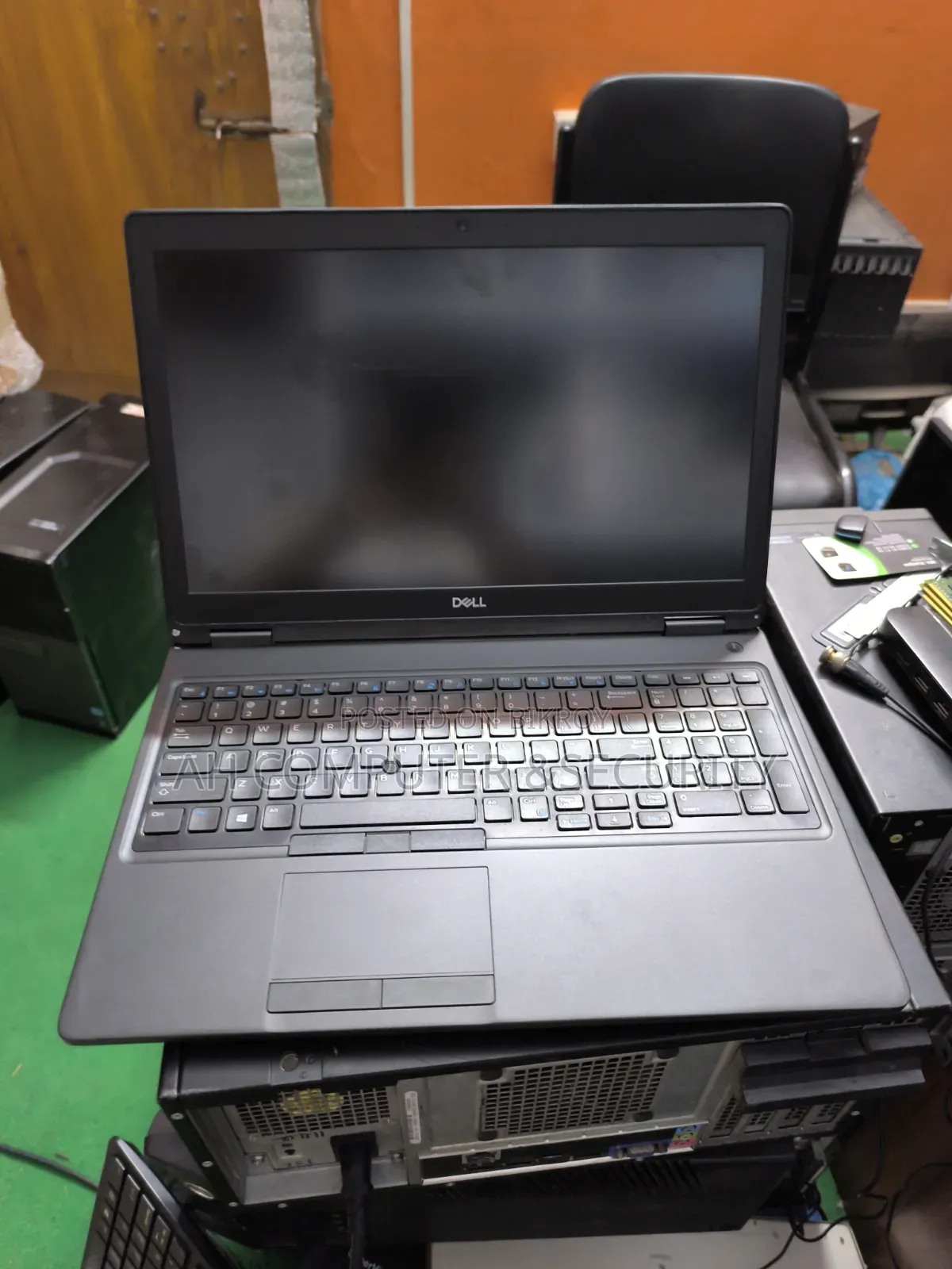 ল্যাপটপ Dell Latitude 5590 8GB Intel Core I5 SSD 256GB