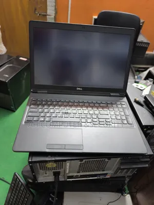 ল্যাপটপ Dell Latitude 5590 8GB Intel Core I5 SSD 256GB