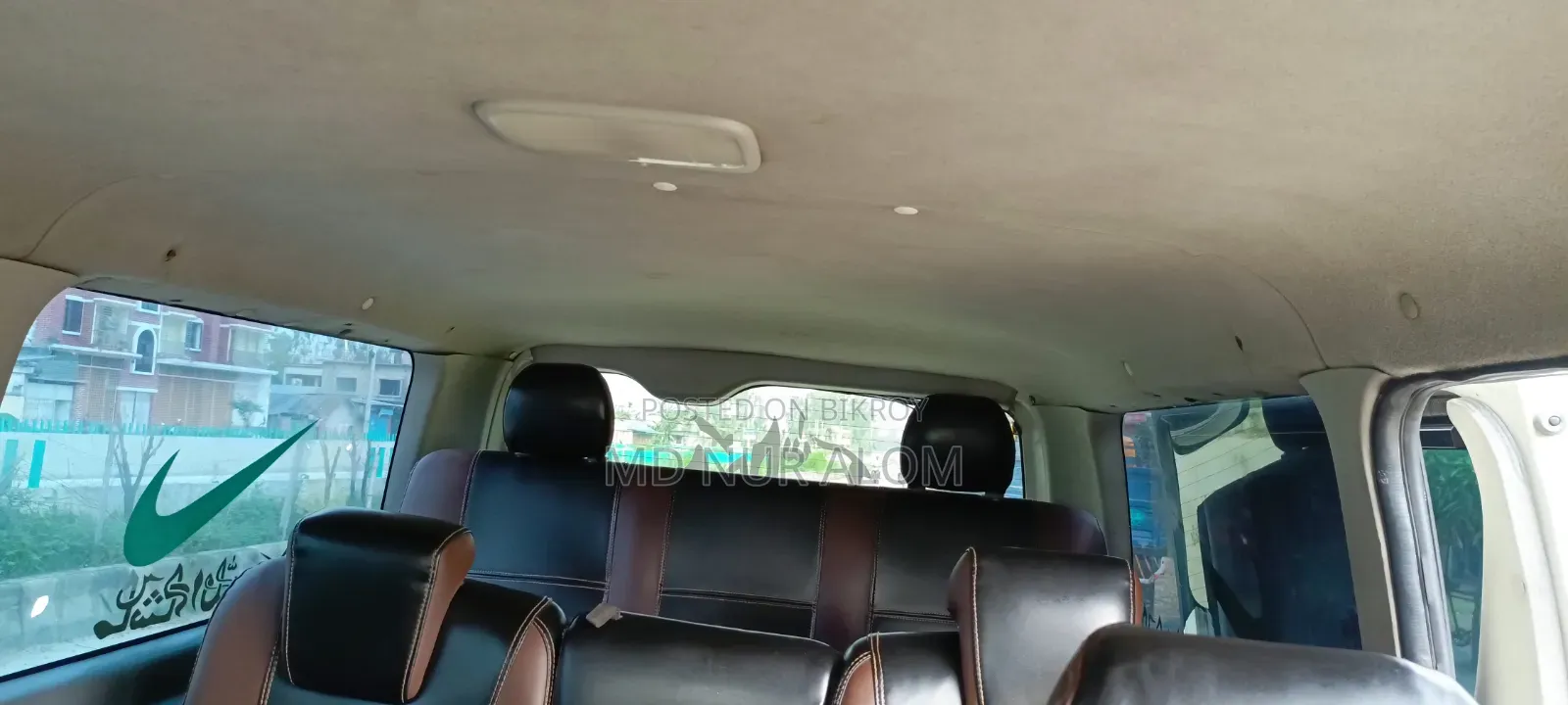 Toyota HiAce 2010 White