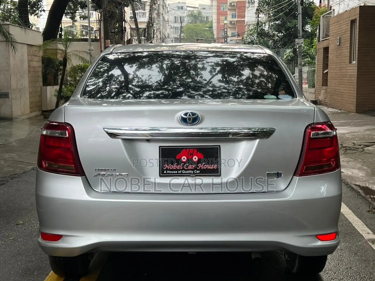 Toyota Axio 1.5 Hybrid 2WD 2017 Silver