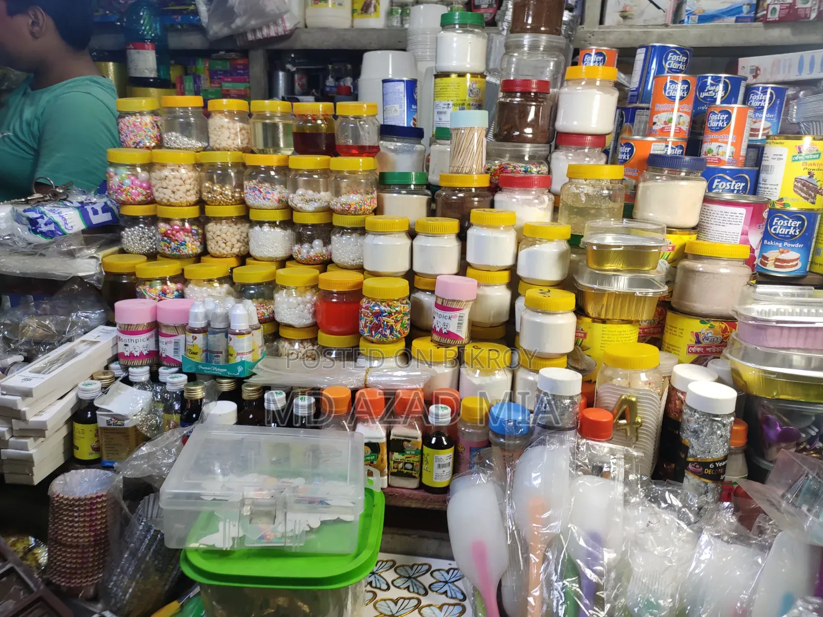 Urgent: Salesperson Needed for Shop