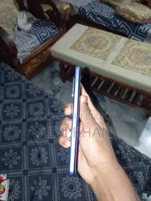 Vivo Y21 64 GB Blue
