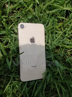 Apple iPhone 8 64 GB Gold