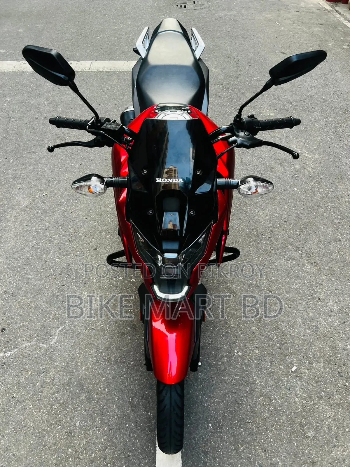 Honda 2022 Red