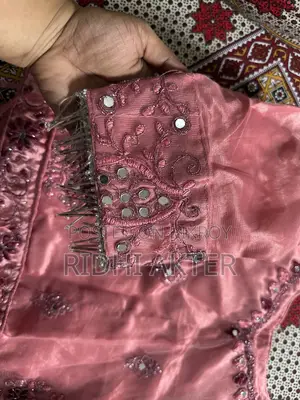 পার্টি লেহেঙ্গা