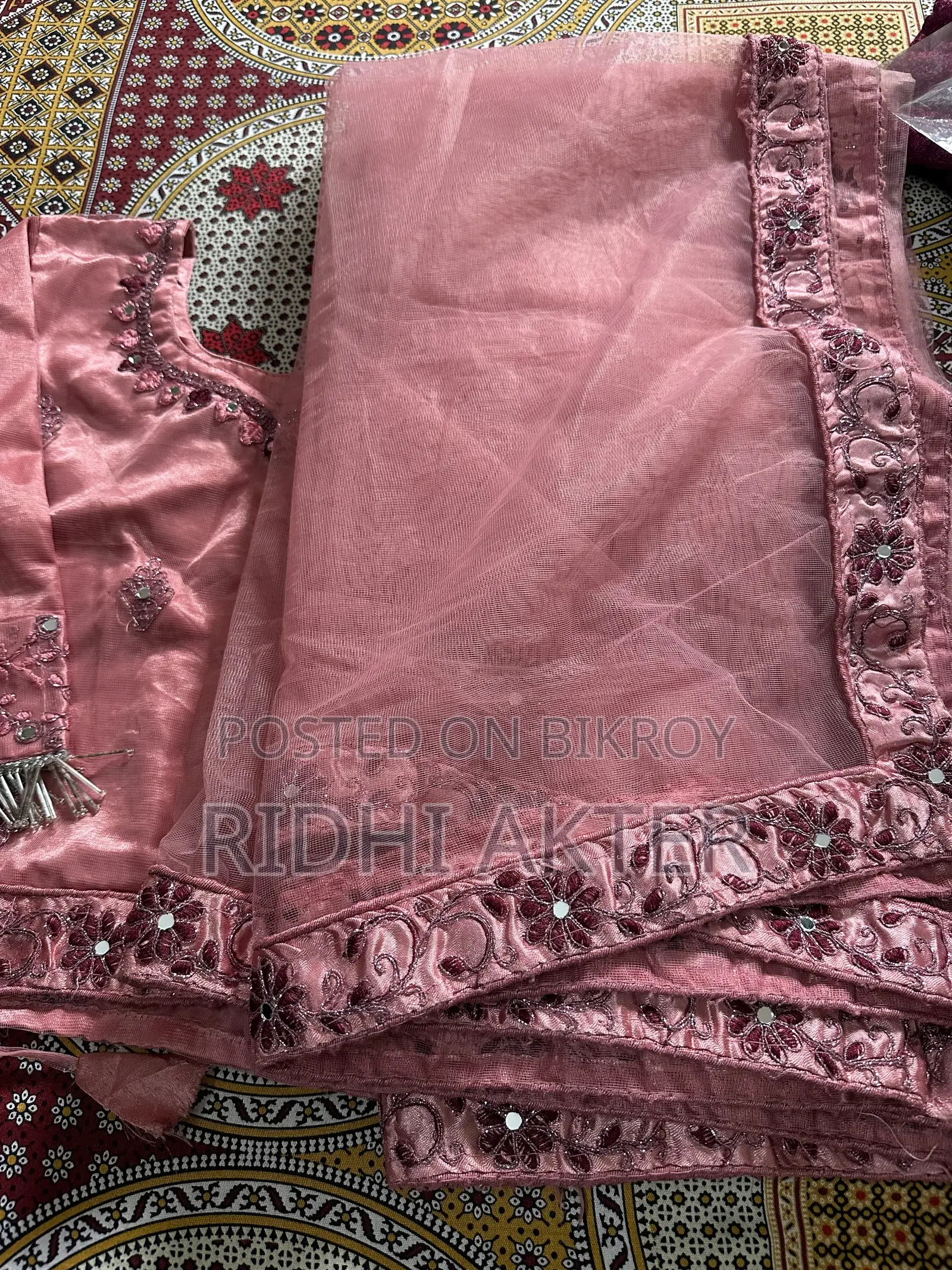পার্টি লেহেঙ্গা