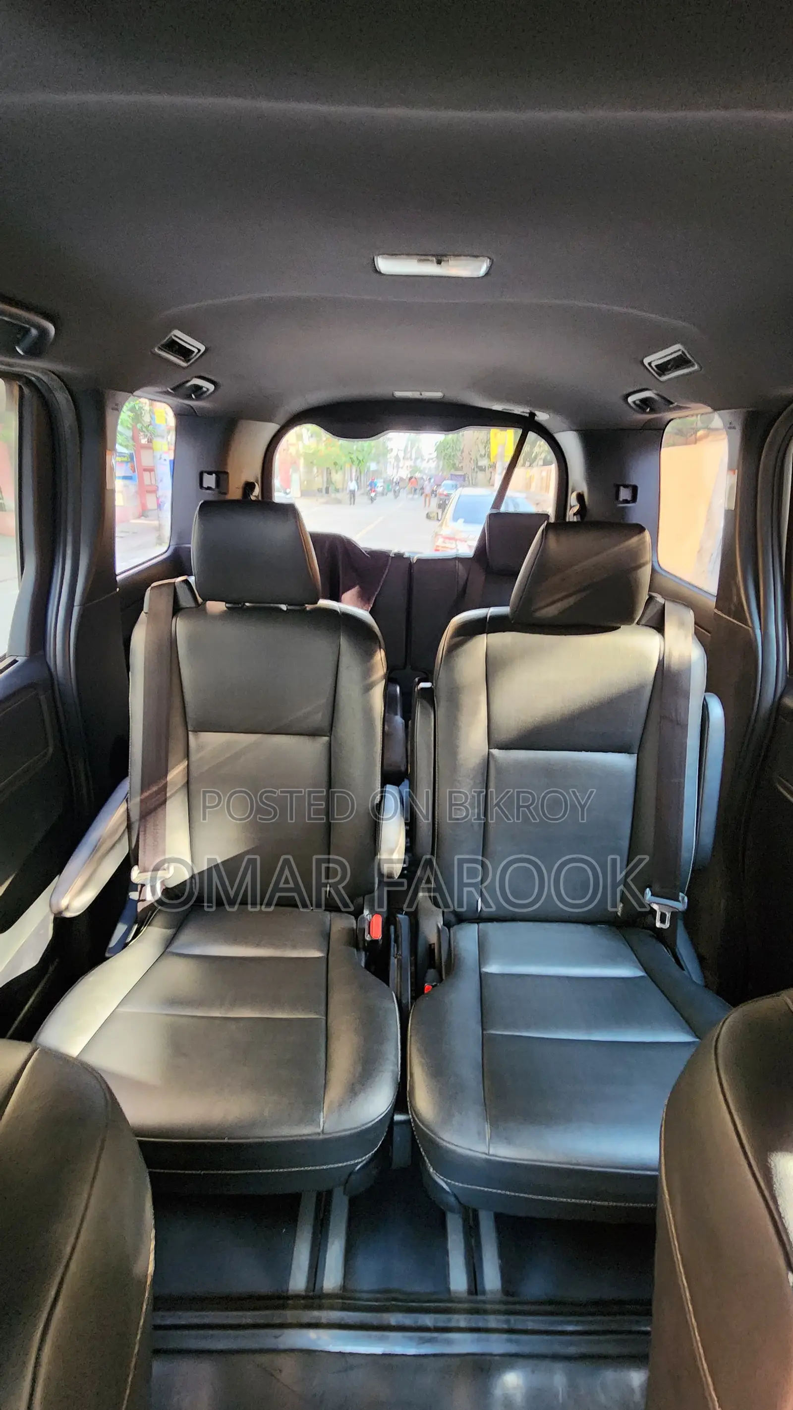 Toyota Esquire 1.8 FWD Hybrid (7 Seater) 2017 Pearl