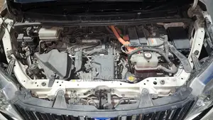 Toyota Esquire 1.8 FWD Hybrid (7 Seater) 2017 Pearl