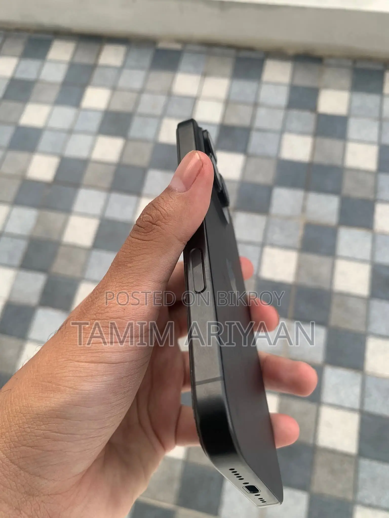 New Apple iPhone 16 Pro 128 GB Black