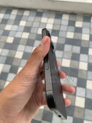 New Apple iPhone 16 Pro 128 GB Black