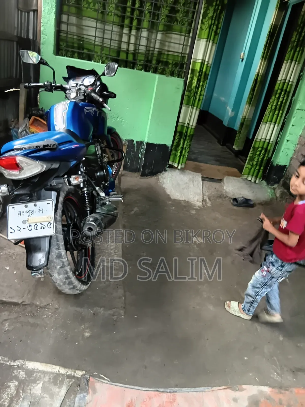 TVS Apache 180 RTR 2017 Blue
