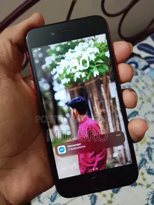 Apple iPhone 8 64 GB Red