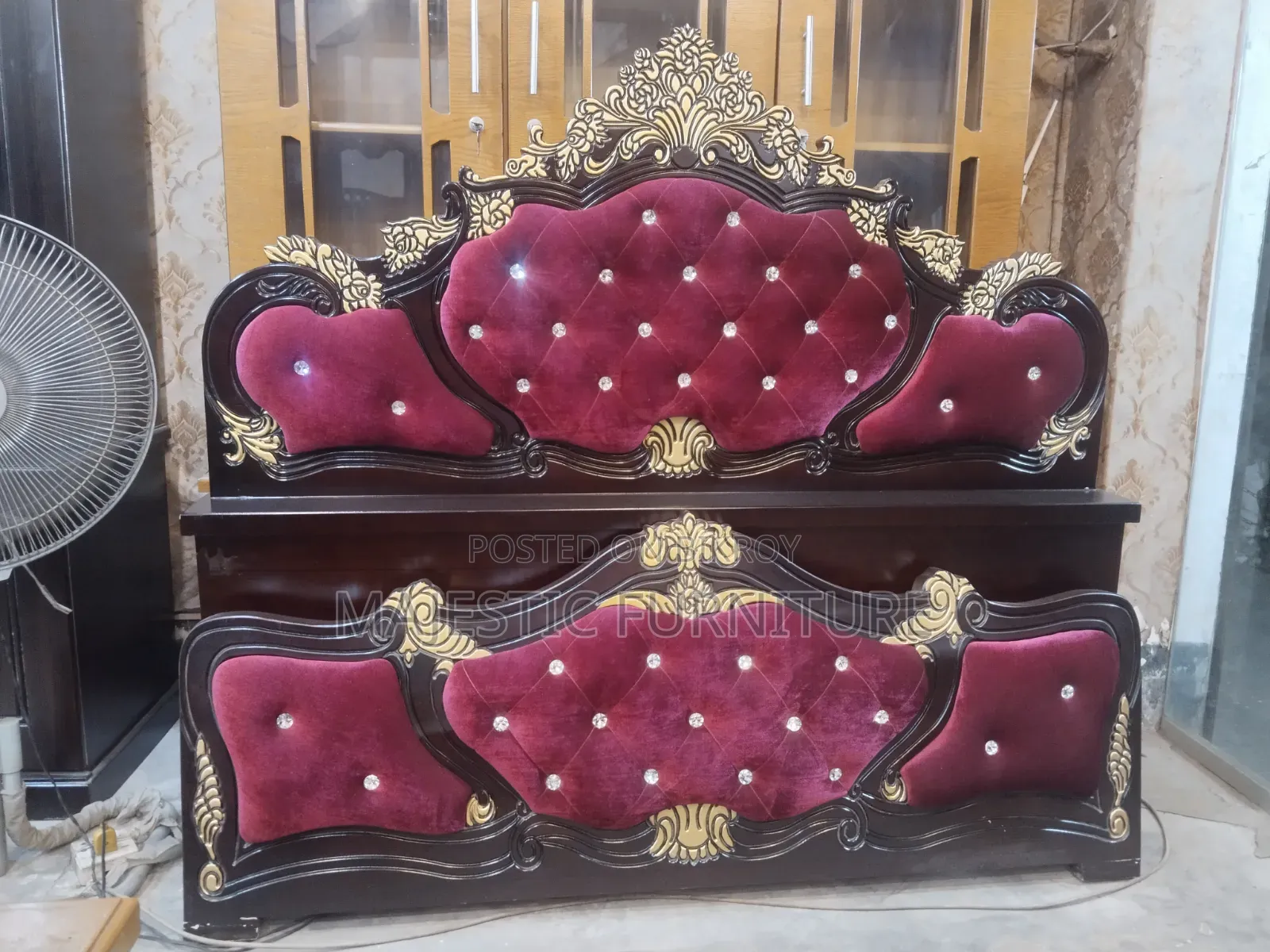 Bed 5/7 Velvet.