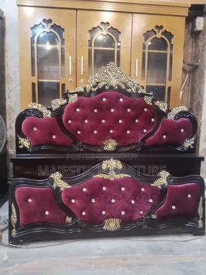 Bed 5/7 Velvet.