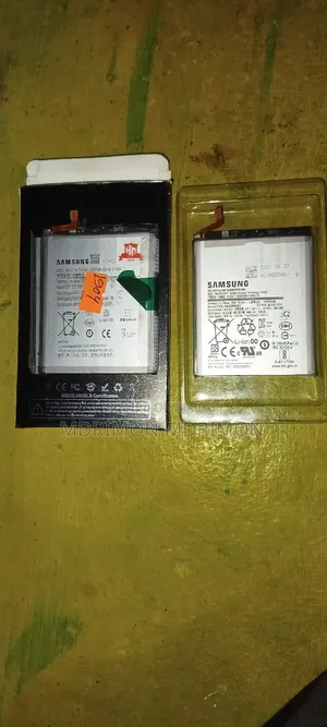 Samsung S21+ Battery