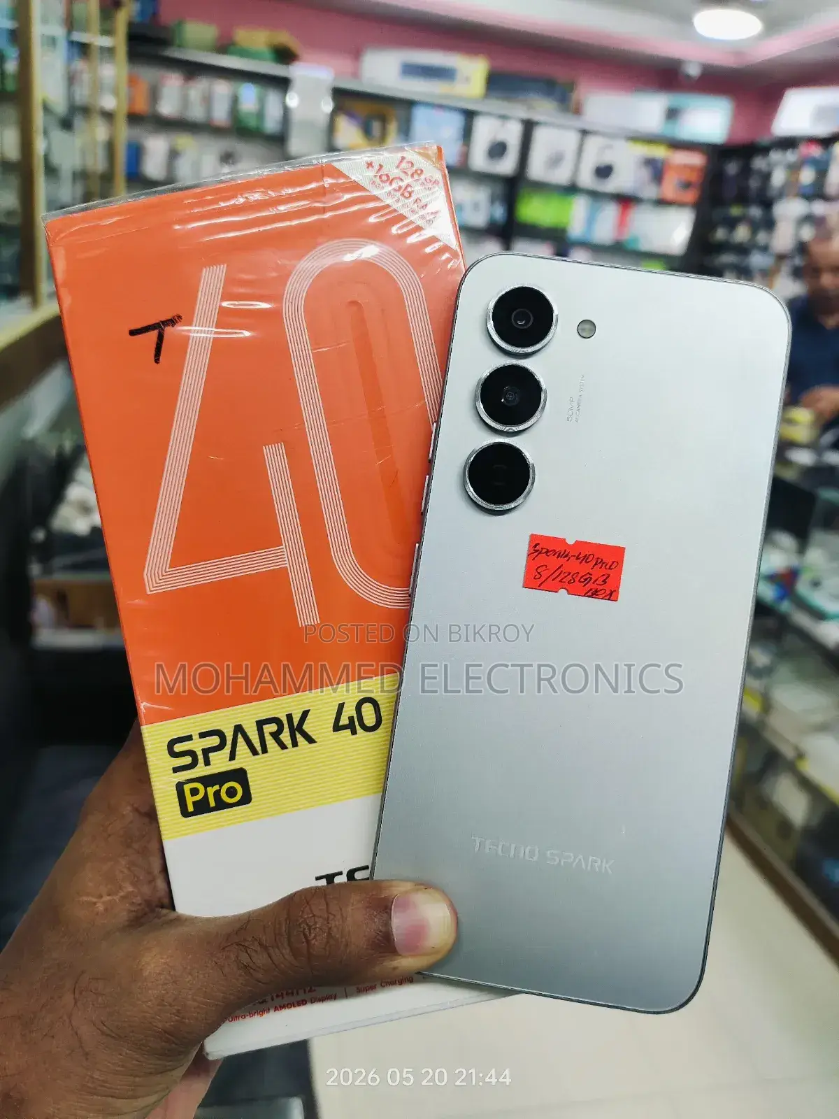 Tecno Spark 40 Pro 128 GB Silver