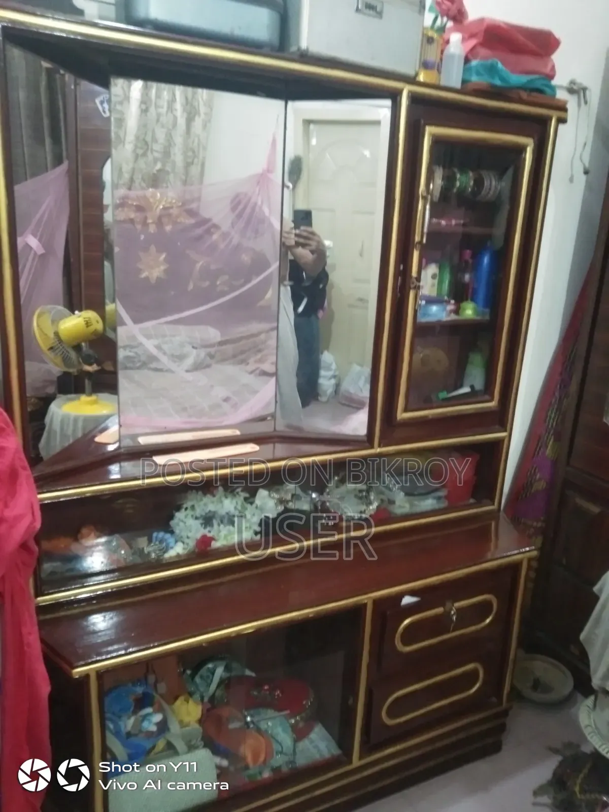 Large Size Dressing Table (Teak Wood)