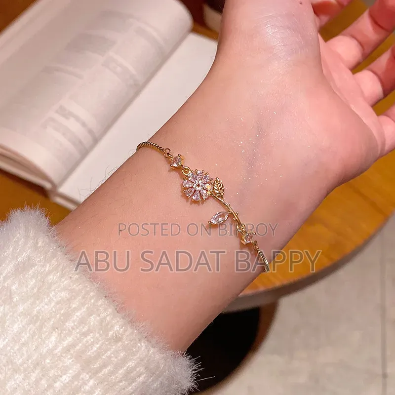 Women's Bracelets