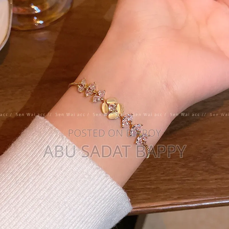 Women's Bracelets