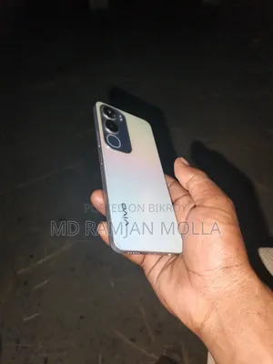 Vivo Y19s 128 GB Silver