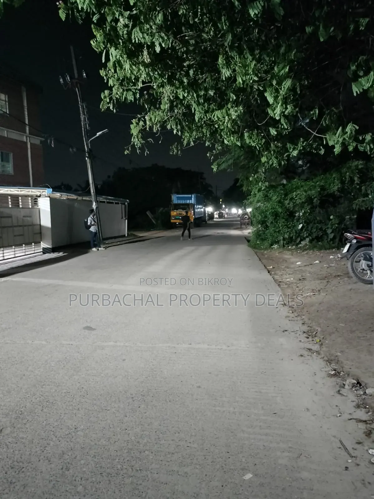 13 Katha plot for sale on 60 feet road adjacent to Badda, Satarkul main road.