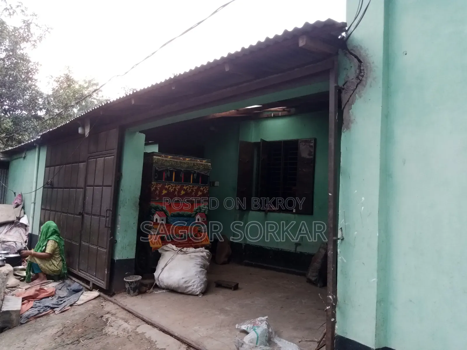গাজীপুর সদরে ৪ বেডরুমের সুসজ্জিত বাড়ি বিক্রয় হবে