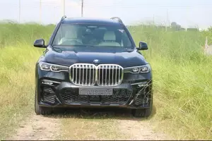 বিএমডব্লিউ এক্স৭ এক্সড্রাইভ৪০আই ২০২১ কালো
