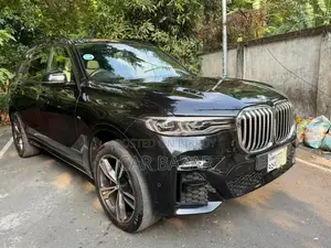 বিএমডব্লিউ এক্স৭ এক্সড্রাইভ৪০আই ২০২১ কালো