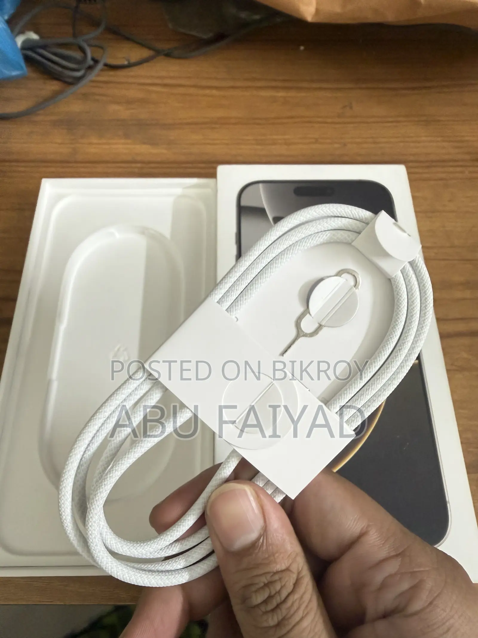 16 Pro Max Box Er Cable