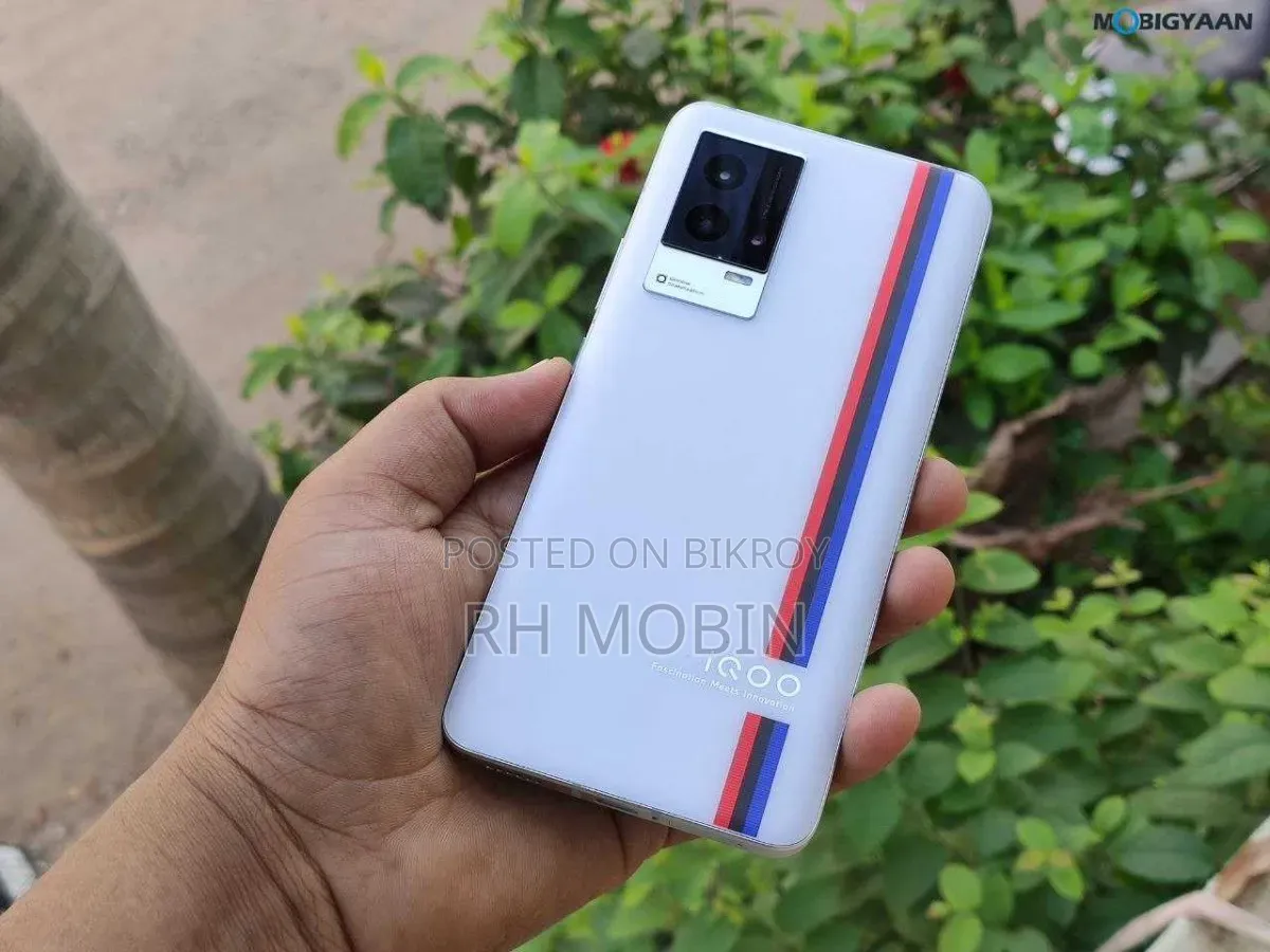 iQOO 128 GB White