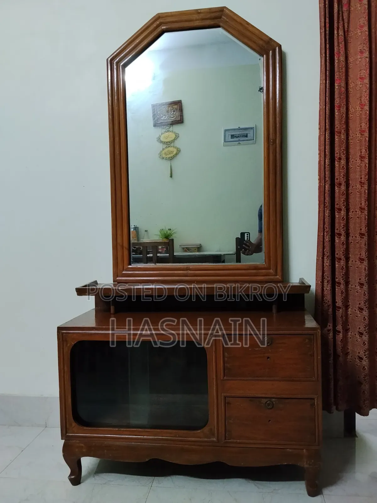 Dressing Table