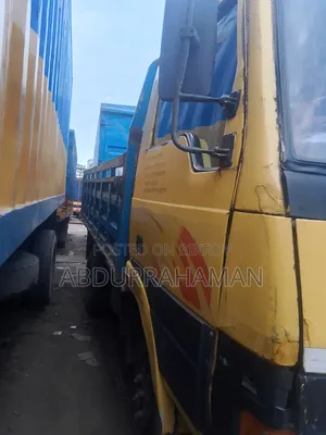 সম্পূর্ণ রানিং গাড়ি সময়ের অভাবে গাড়ি খবর নিতে পারি না