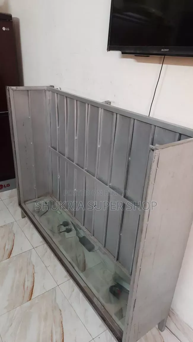 Durable SS and MS Display Counter with Lock System for Sale