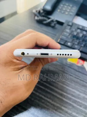 Apple iPhone 6 64 GB Silver