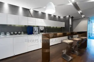 Regus Borak Mehanur-এ ৩ জনের জন্য অফিস স্পেস খুঁজুন