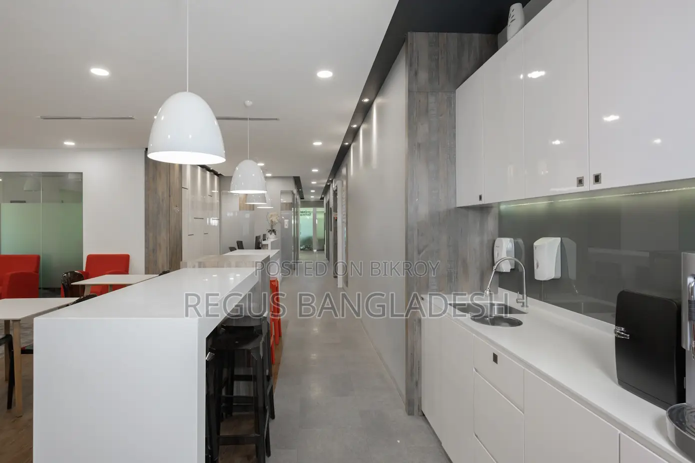 Private Office Space for 5 Persons in Regus Borak Mehanur