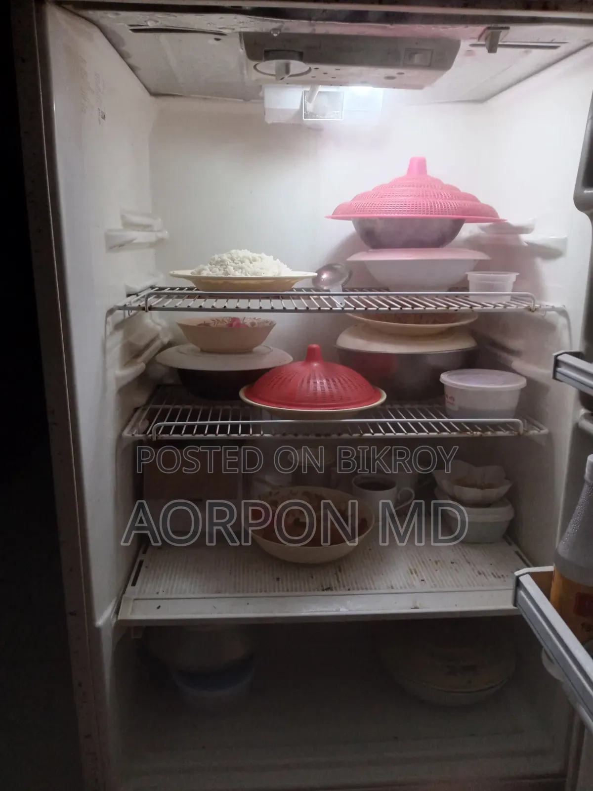 Refrigerator