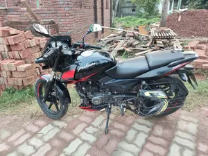 Bajaj Pulsar 150 2019 Red