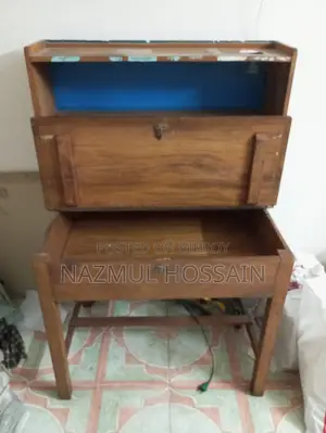 মজবুত রিডিং টেবিল (Reading Table)