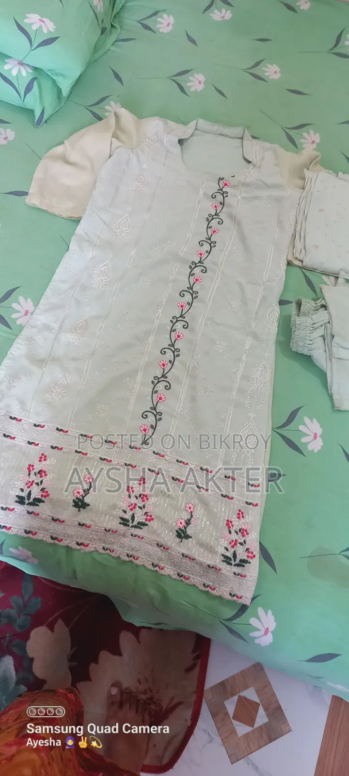 রেডিমেড থ্রি পিস