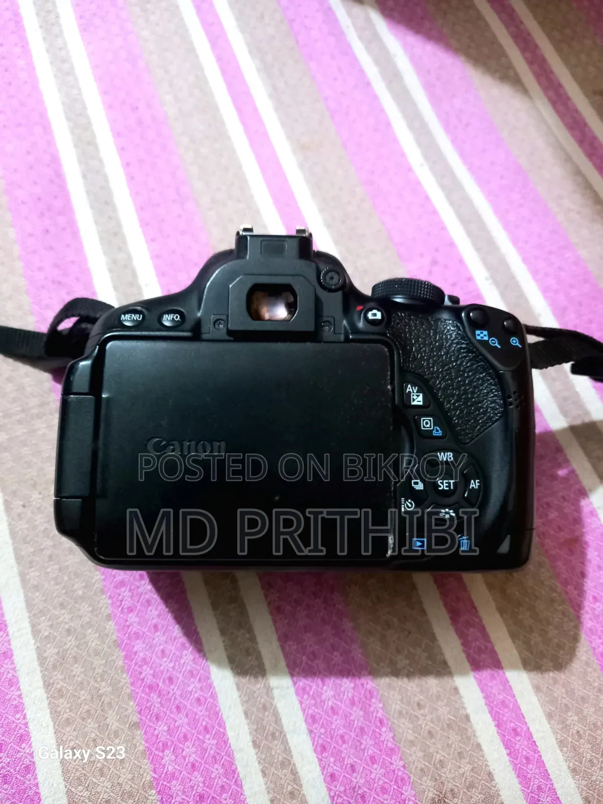 Canon EOS 700D
