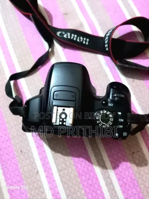 Canon EOS 700D