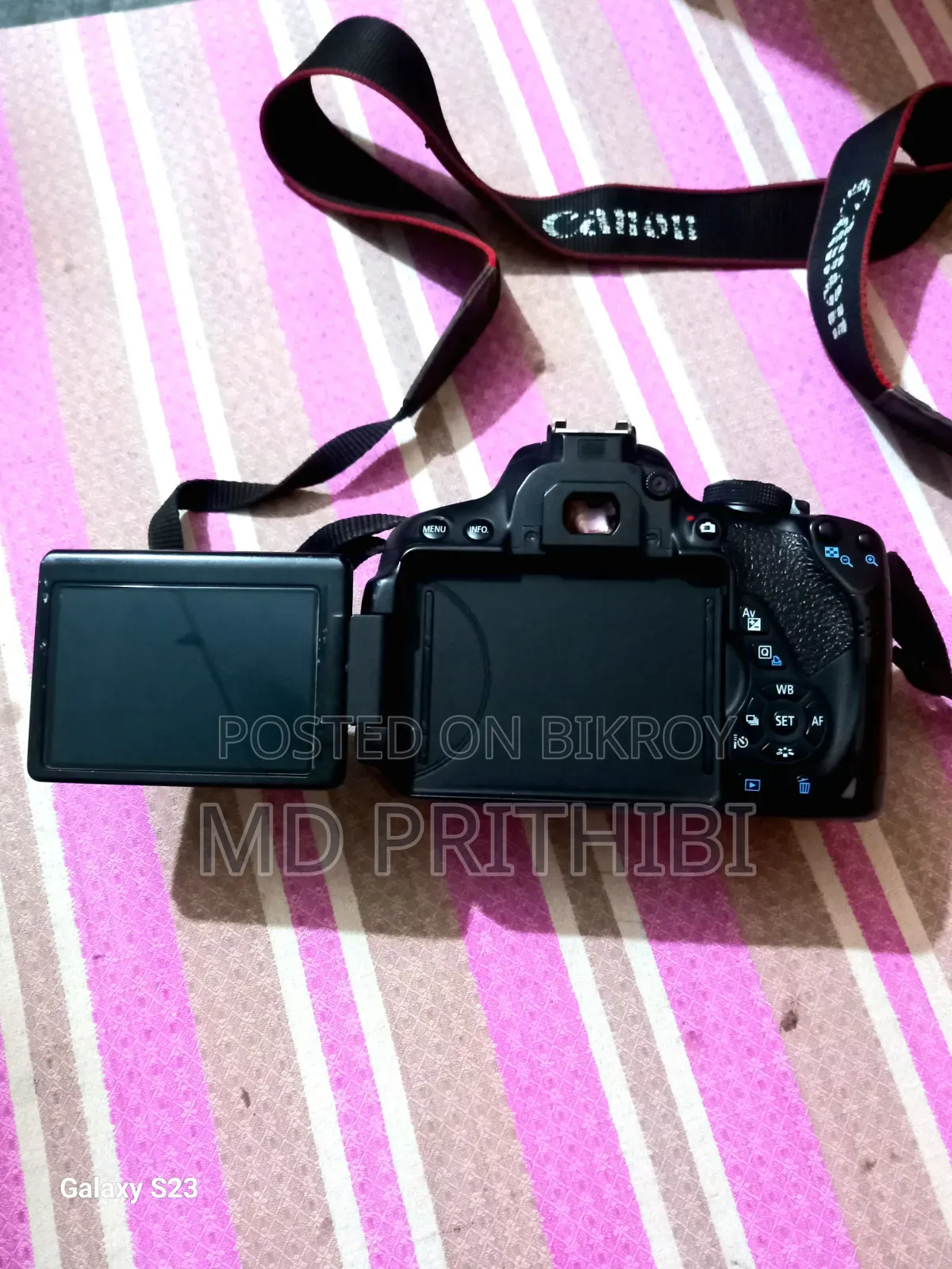 Canon EOS 700D