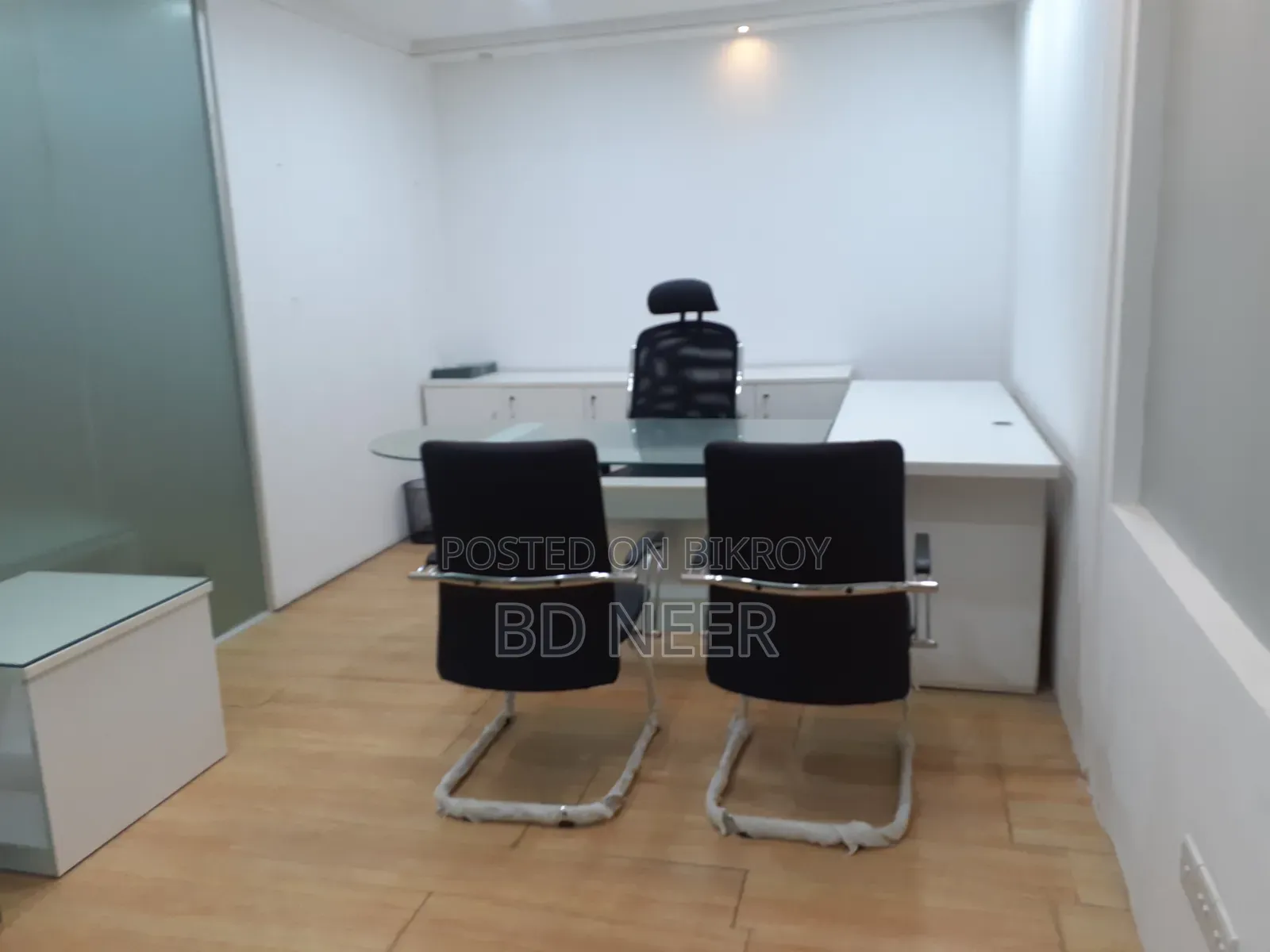 Semi Furnished Office Space Rent at Gulshan-2