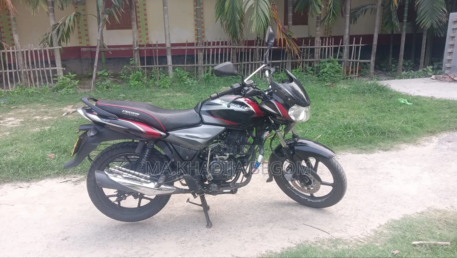 Bajaj Discover 125 2020 Black