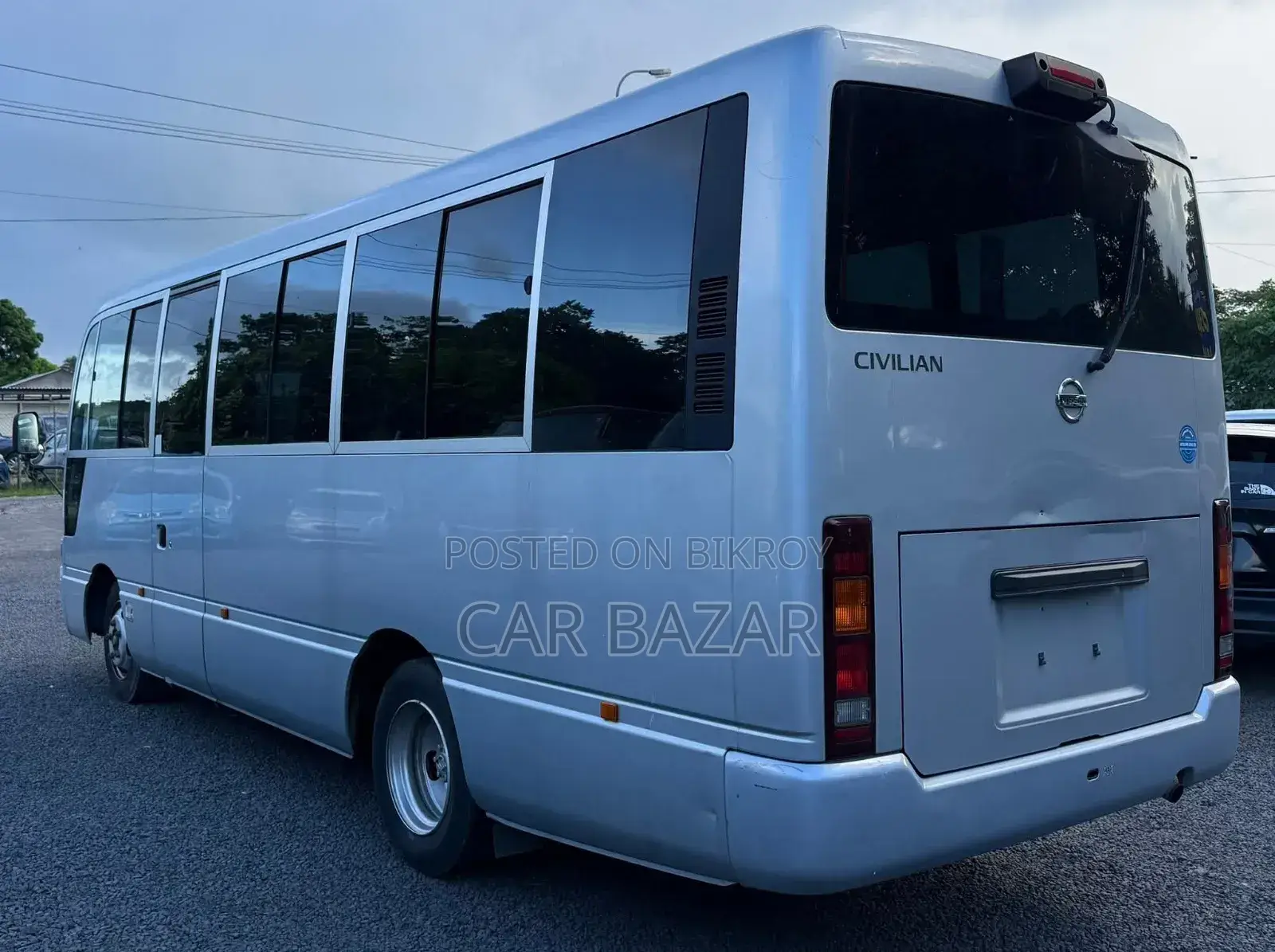 Nissan Civilian 2011 Gold